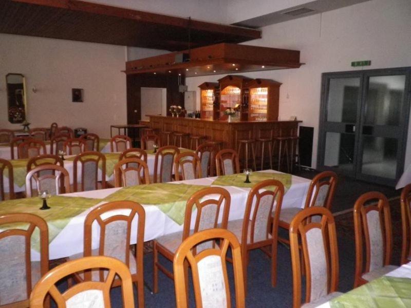 Stadthotel Oldenbourg Extérieur photo